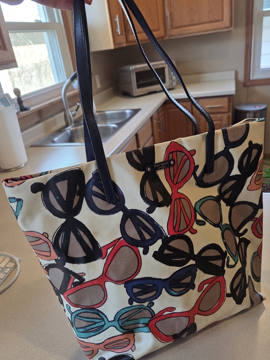 kate spade Handbags - Kate Spade Sunglasses Print Tote Bag in Cream and Multicolor
